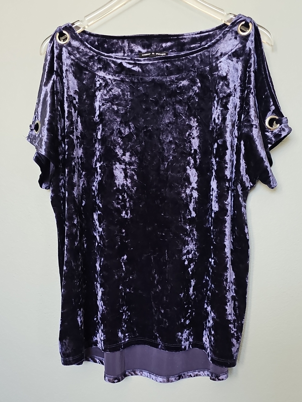 Cable & Gauge Velvet Grommet Top in Bluish Purple XL Like New